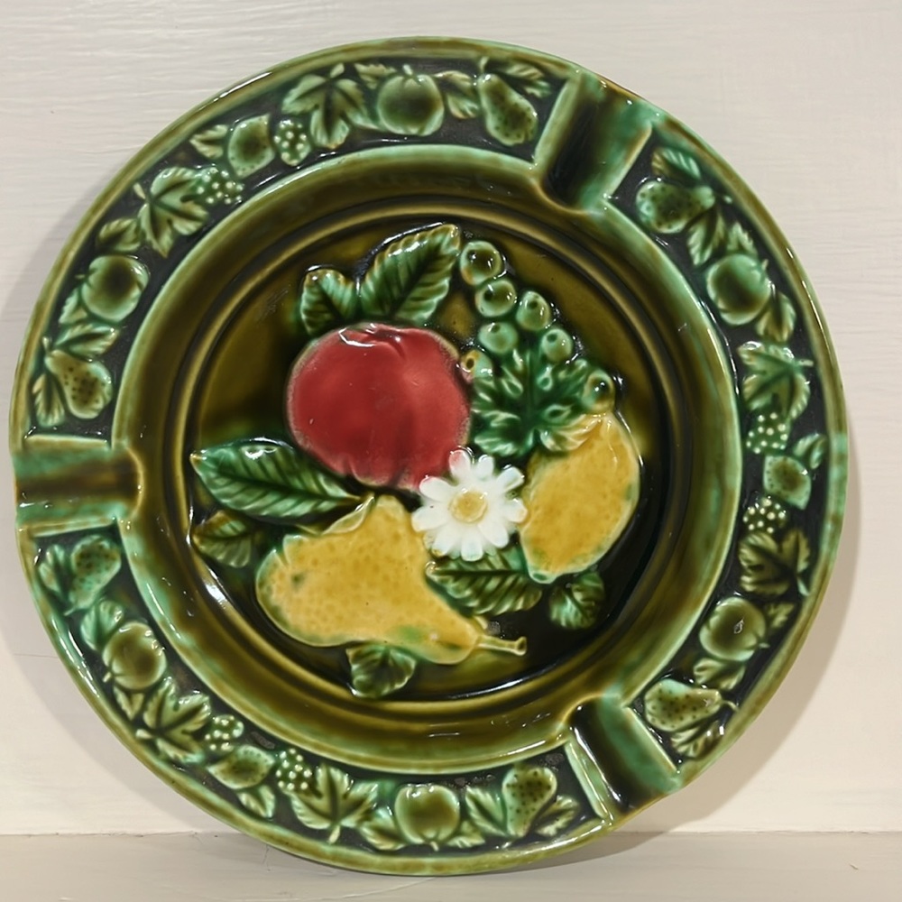 Ashtray Vintage Made in Japan Fruit design green 7”